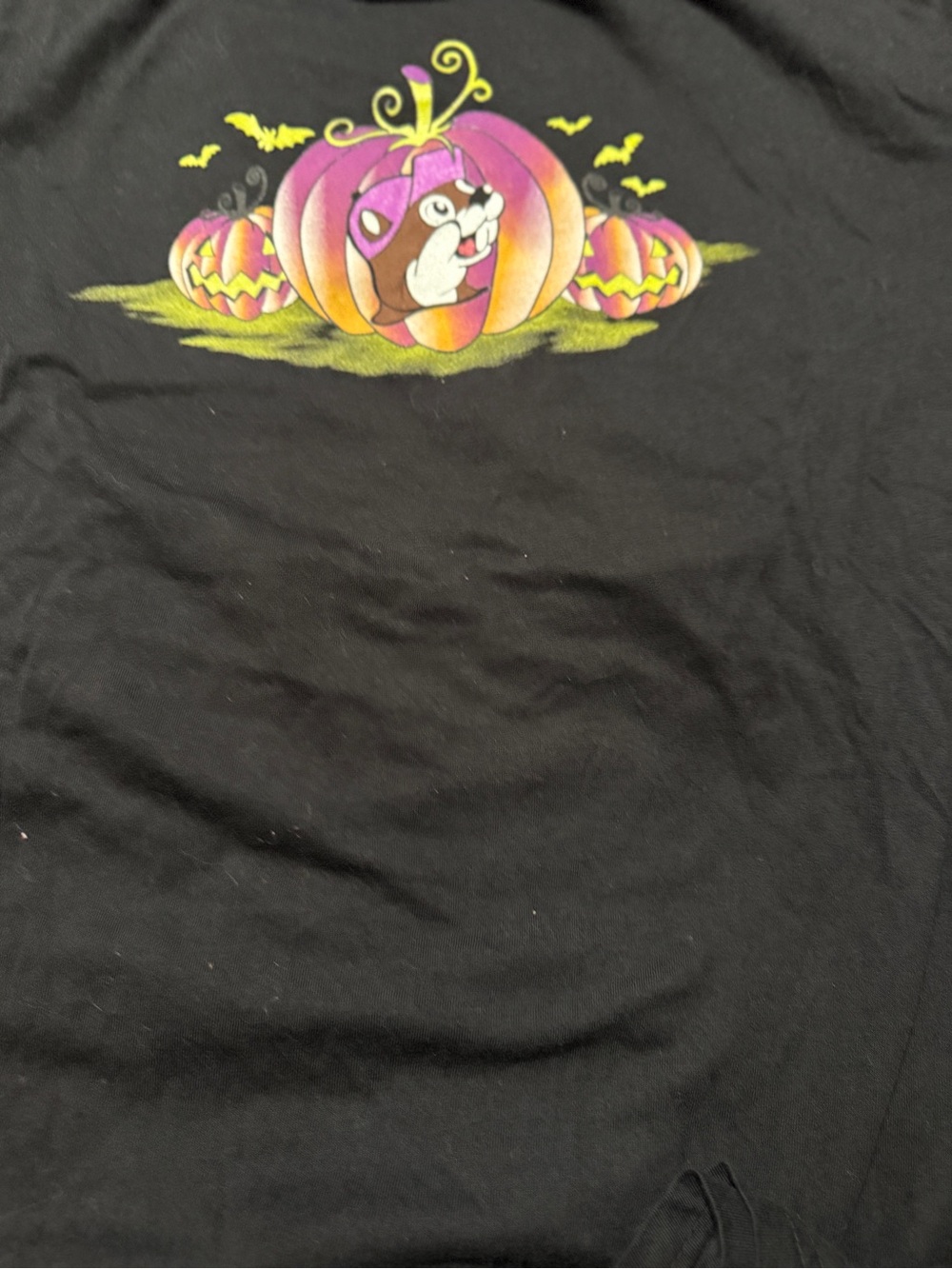 Black Short-Sleeve Graphic Tee with Pink-Orange Pumpkin Design